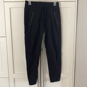 Athleta Trekkie North Athletic Pants